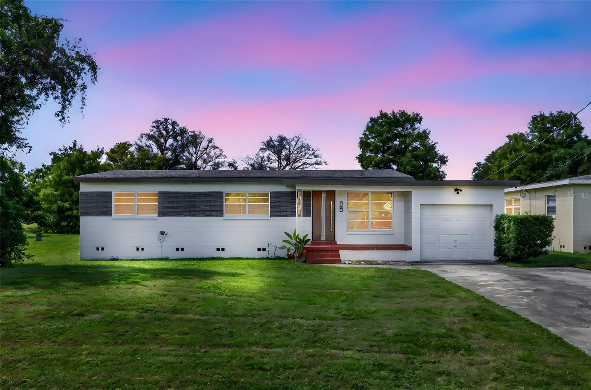 832 Thalia Drive Orlando FL 32807