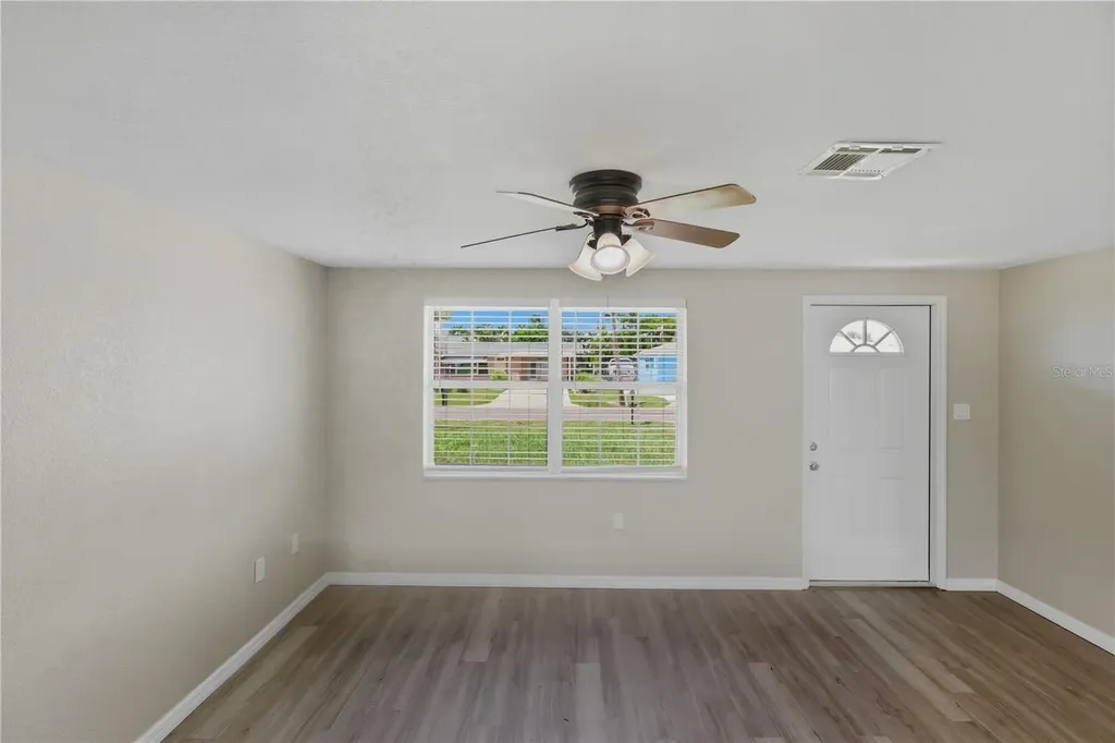 185 Salem Avenue NW Port Charlotte FL 33952