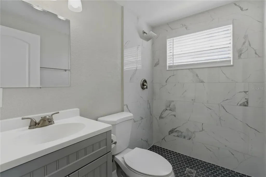 185 Salem Avenue NW Port Charlotte FL 33952