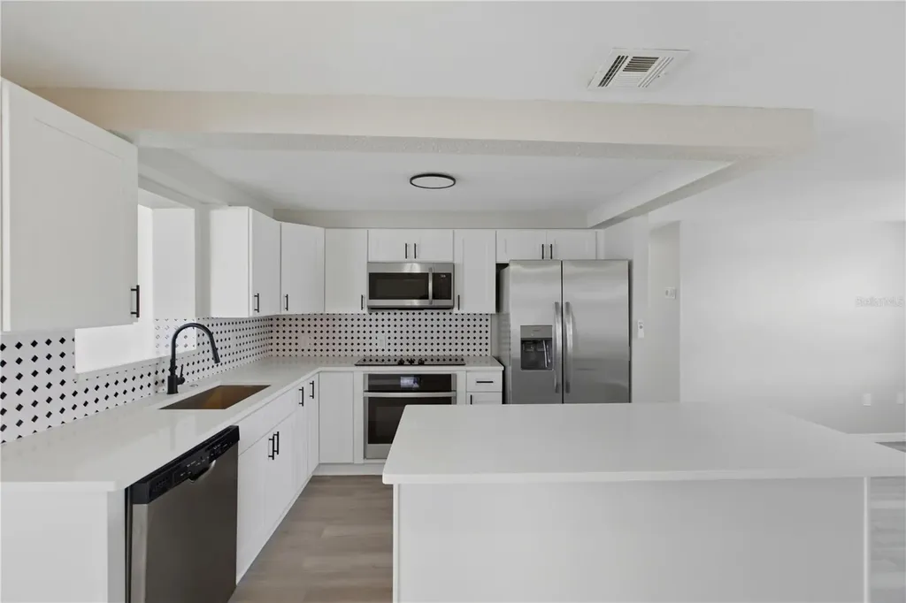 185 Salem Avenue NW Port Charlotte FL 33952