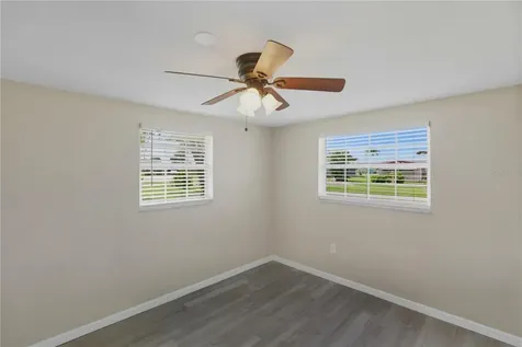 185 Salem Avenue NW Port Charlotte FL 33952