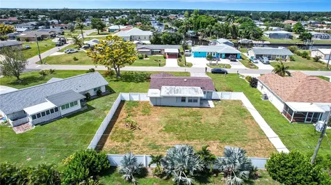 185 Salem Avenue NW Port Charlotte FL 33952