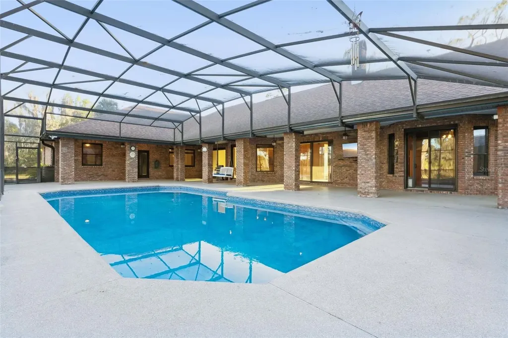 2565 E Osceola Road Geneva FL 32732