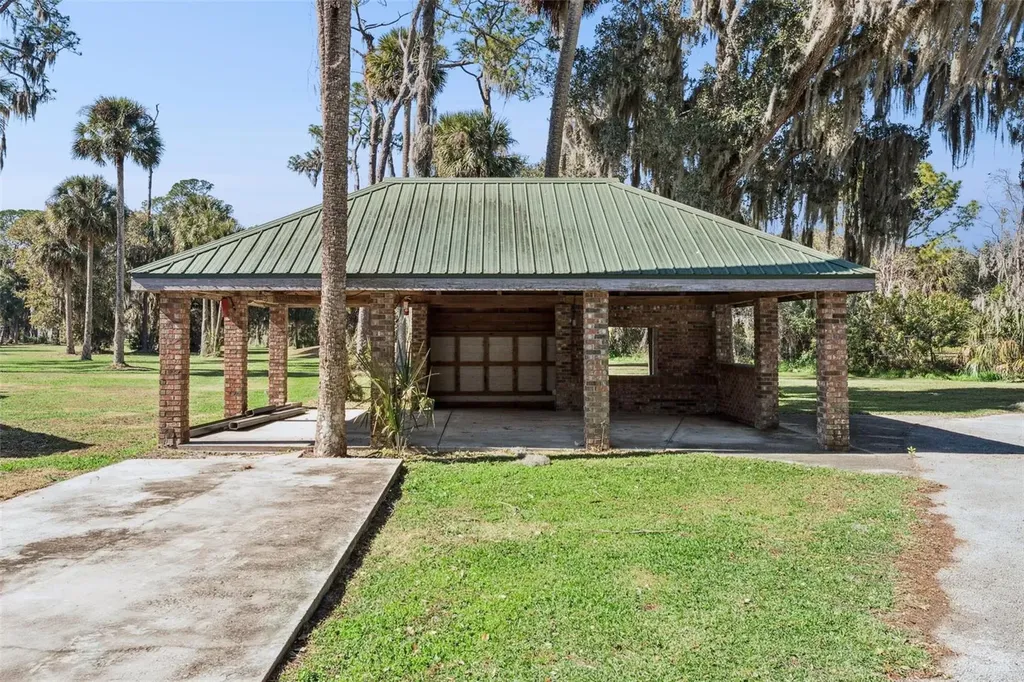 2565 E Osceola Road Geneva FL 32732