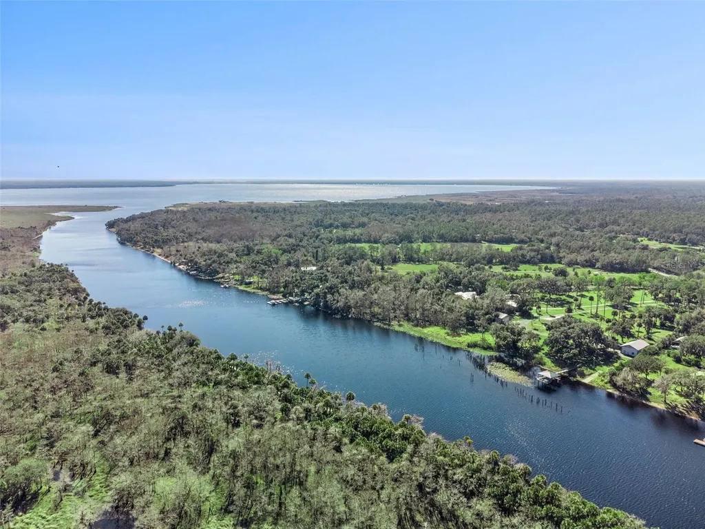 2565 E Osceola Road Geneva FL 32732