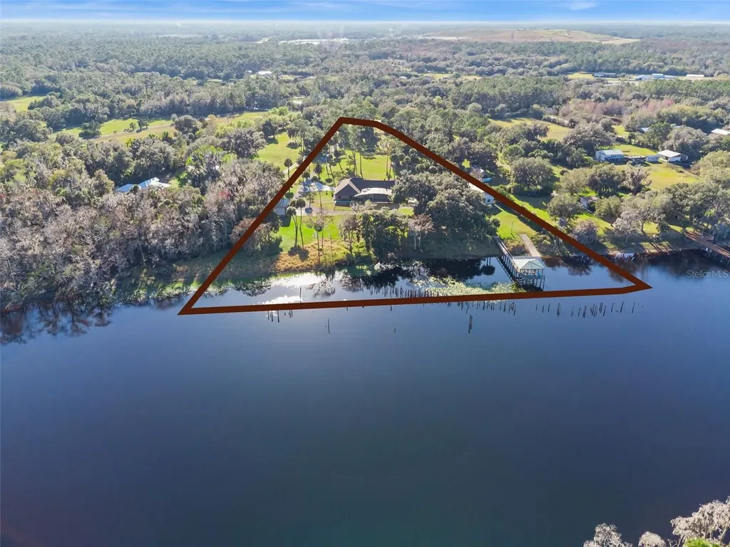 2565 E Osceola Road Geneva FL 32732
