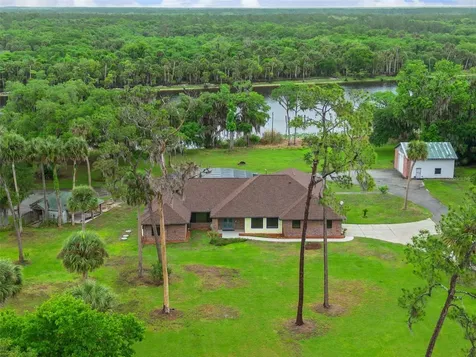 2565 E Osceola Road Geneva FL 32732