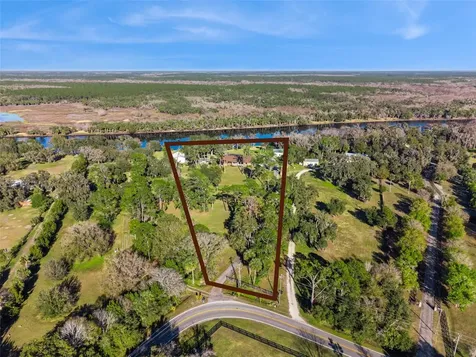 2565 E Osceola Road Geneva FL 32732