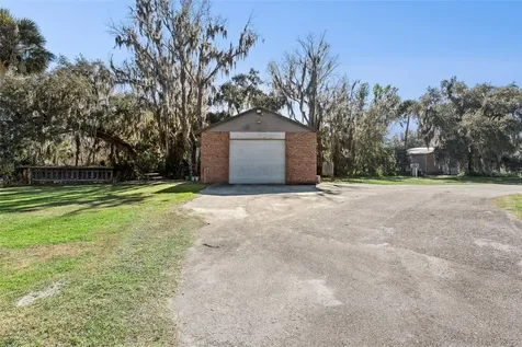 2565 E Osceola Road Geneva FL 32732