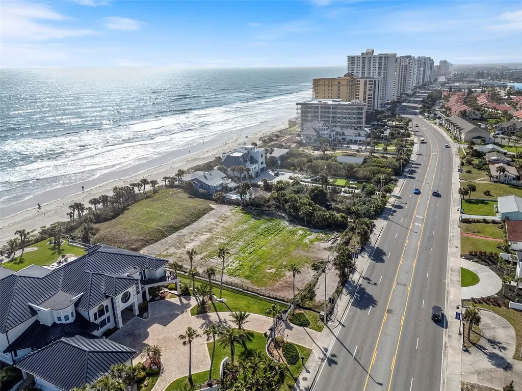 2825 S Atlantic Avenue Daytona Beach FL 32118