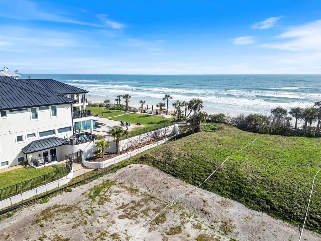 2825 S Atlantic Avenue Daytona Beach FL 32118