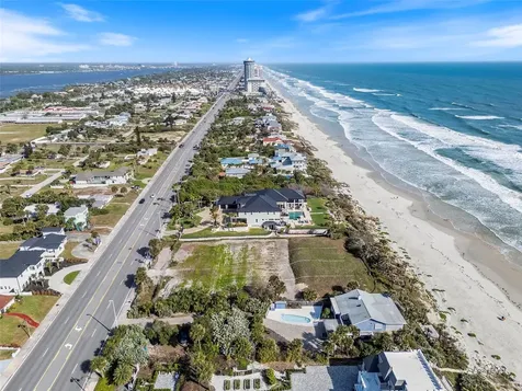 2825 S Atlantic Avenue Daytona Beach FL 32118