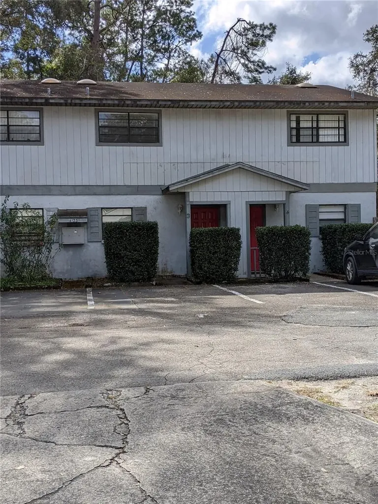 4123 SW 15th Place Gainesville FL 32607