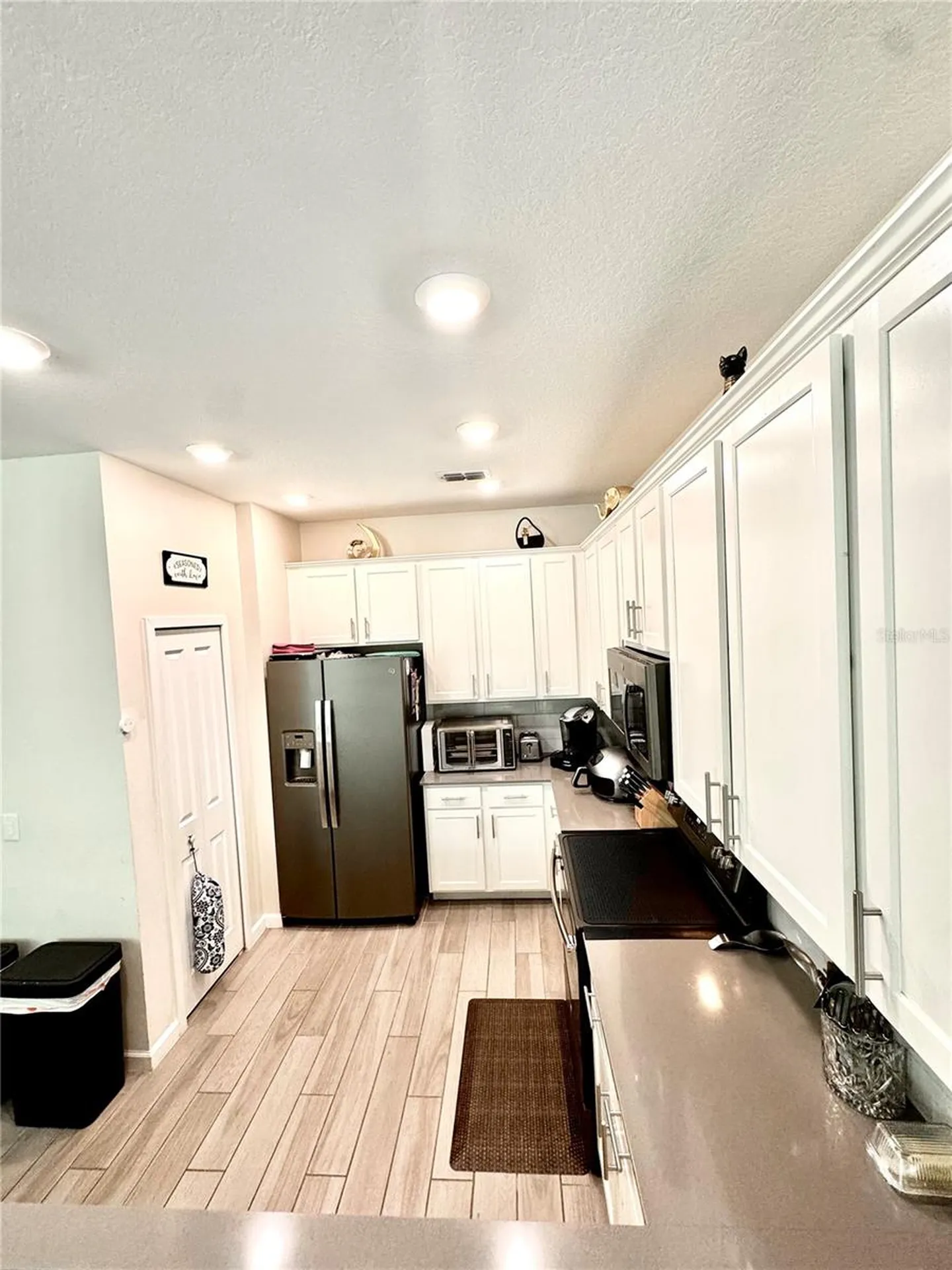 9896 Red Eagle Drive Orlando FL 32825
