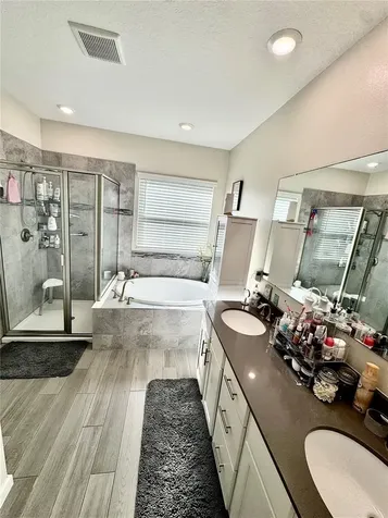 9896 Red Eagle Drive Orlando FL 32825
