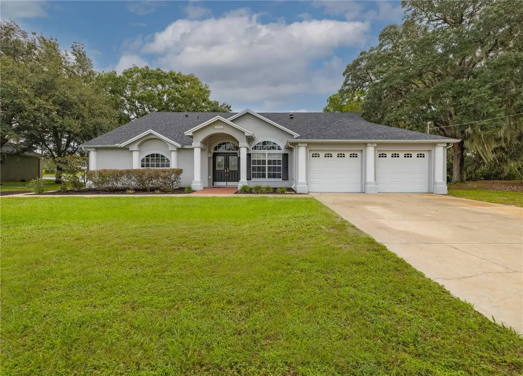 2858 Wyman Court Deltona FL 32738