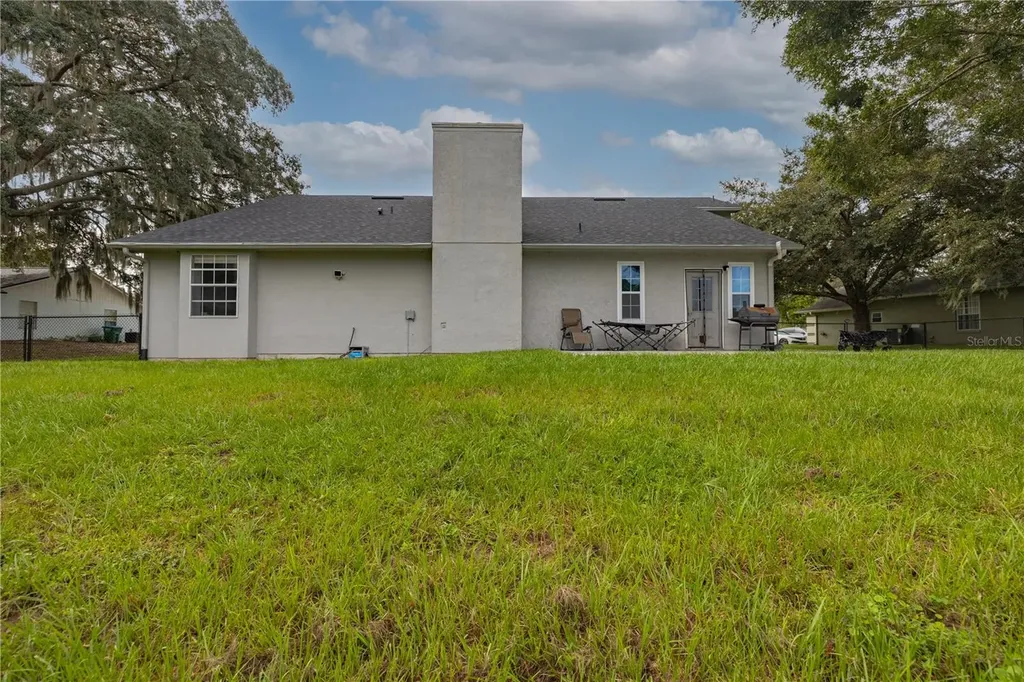2858 Wyman Court Deltona FL 32738