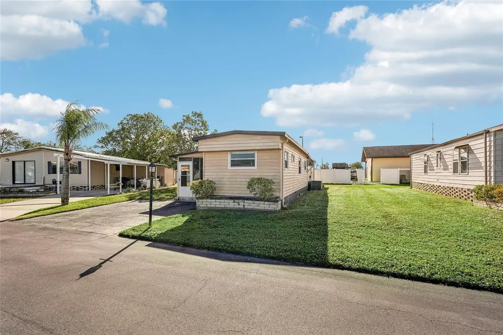 5316 53rd Avenue E Bradenton FL 34203