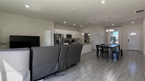 2129 Hibiscus Place Poinciana FL 34759