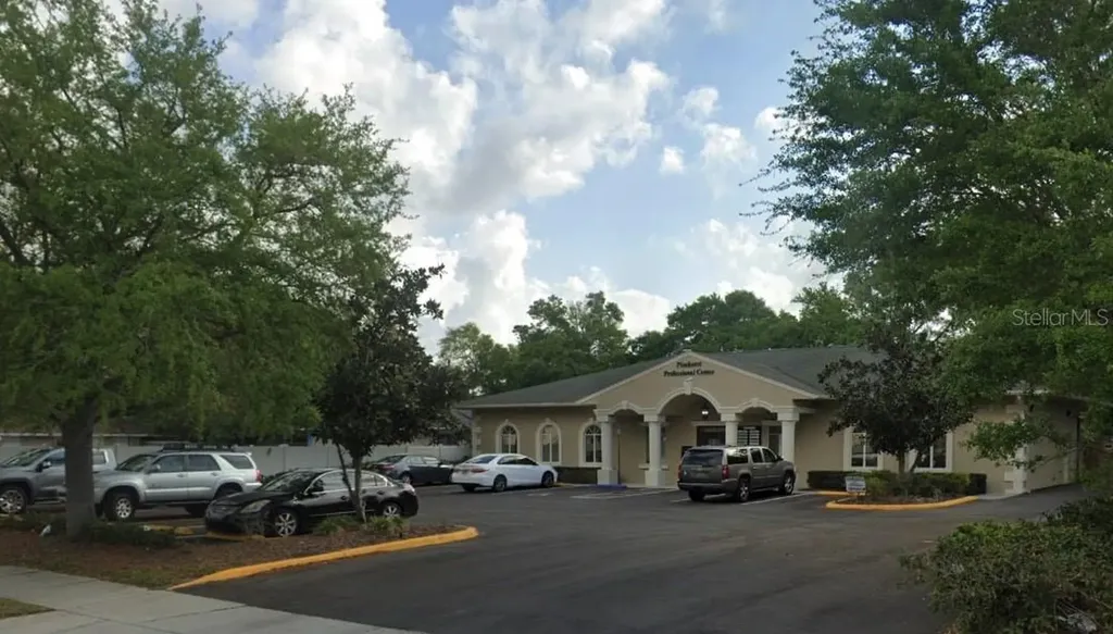 8407 Pinehurst Drive Tampa FL 33615