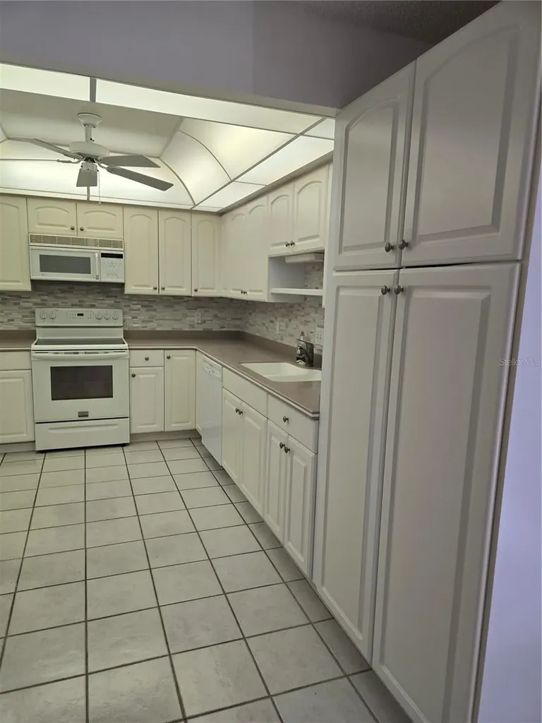 411 S Bayshore Boulevard Safety Harbor FL 34695