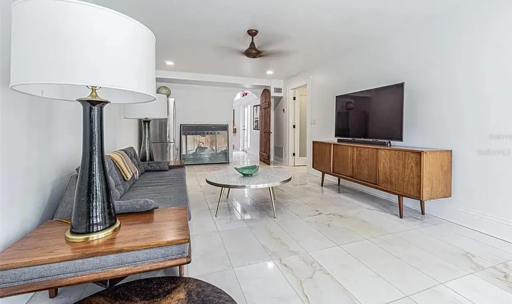 1175 Jackson Road Clearwater FL 33755