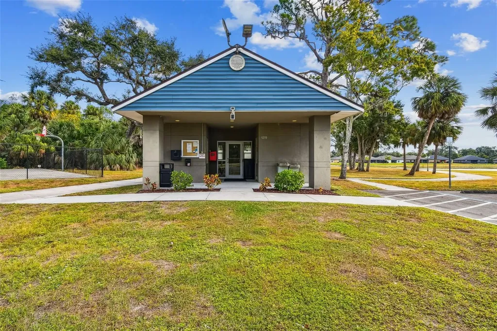 8910 52nd Avenue E Palmetto FL 34221