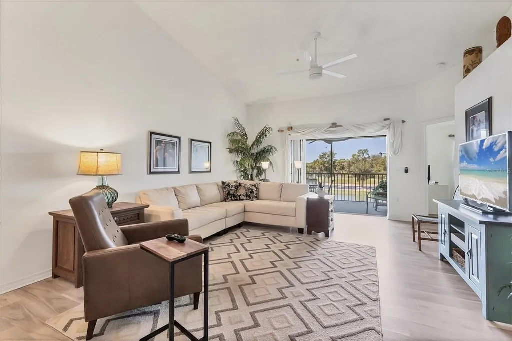 5240 Hyland Hills Avenue Sarasota FL 34241