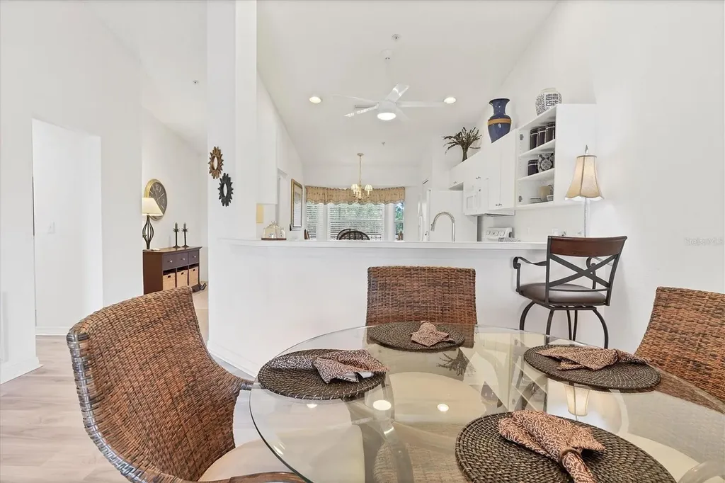 5240 Hyland Hills Avenue Sarasota FL 34241