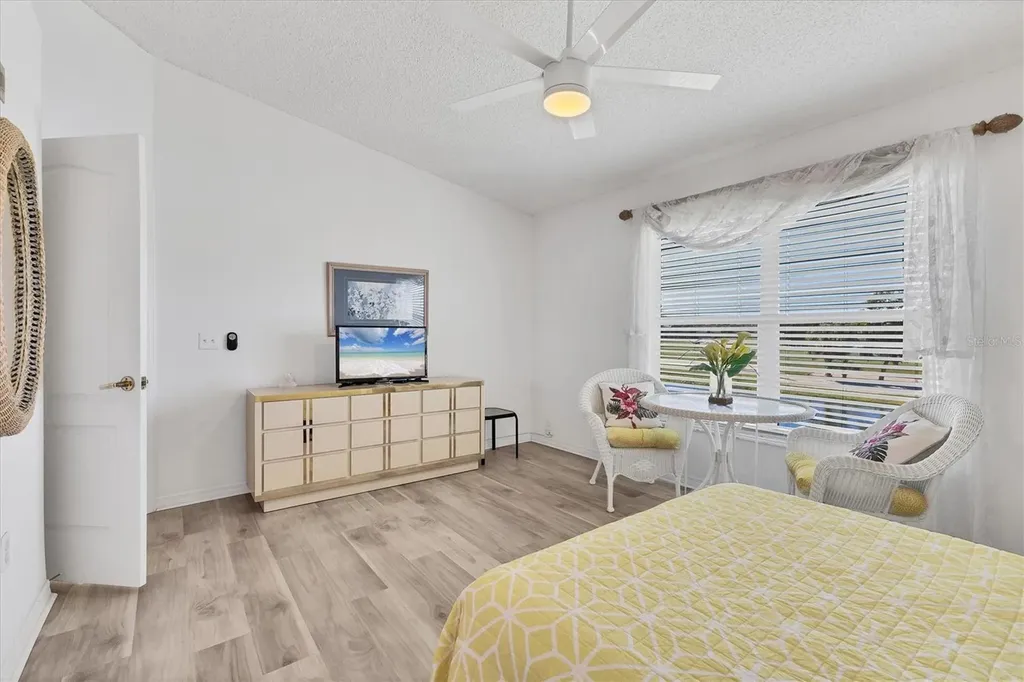 5240 Hyland Hills Avenue Sarasota FL 34241