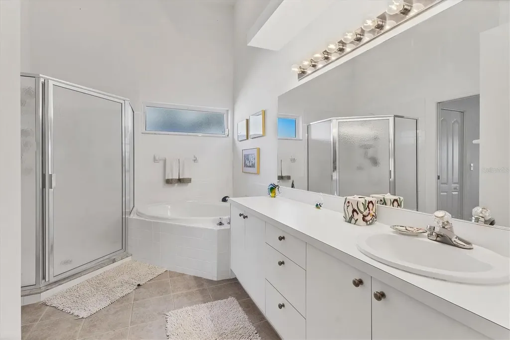 5240 Hyland Hills Avenue Sarasota FL 34241