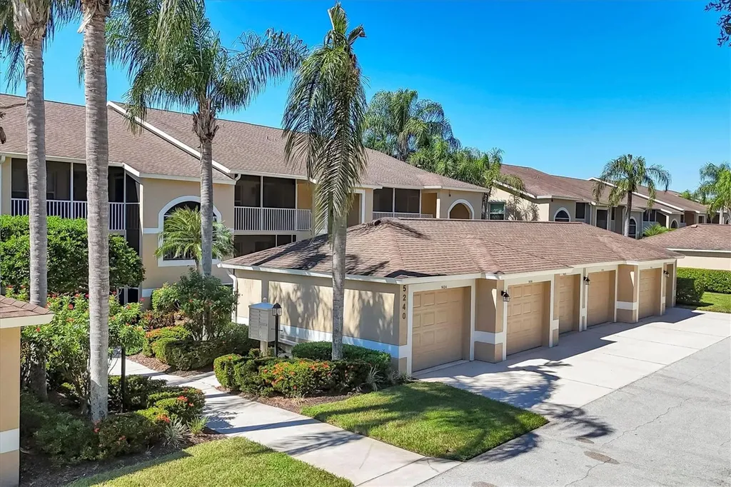 5240 Hyland Hills Avenue Sarasota FL 34241