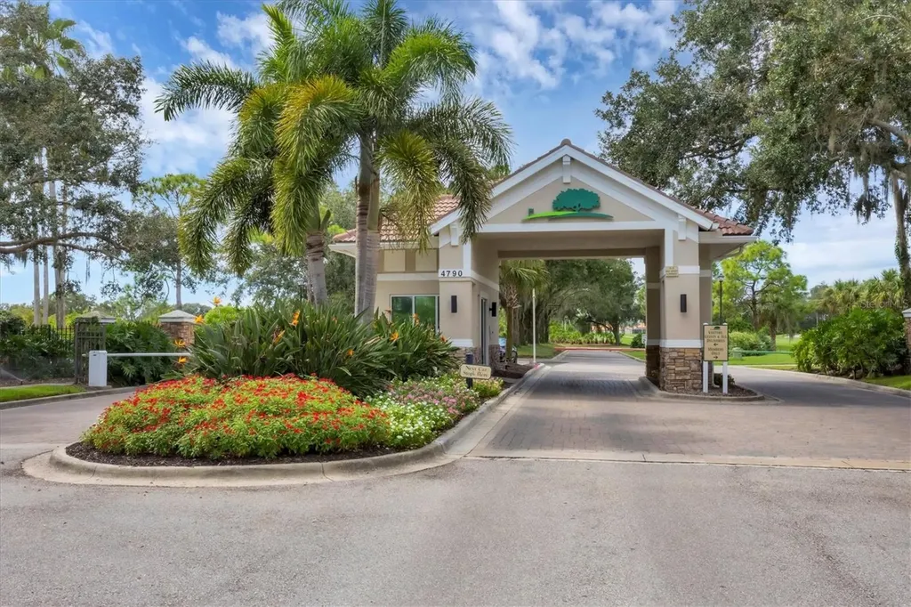 5240 Hyland Hills Avenue Sarasota FL 34241