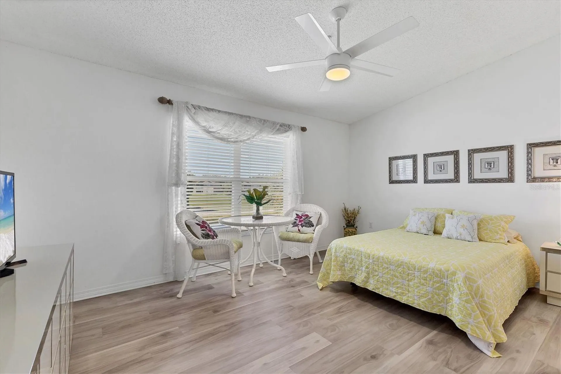 5240 Hyland Hills Avenue Sarasota FL 34241