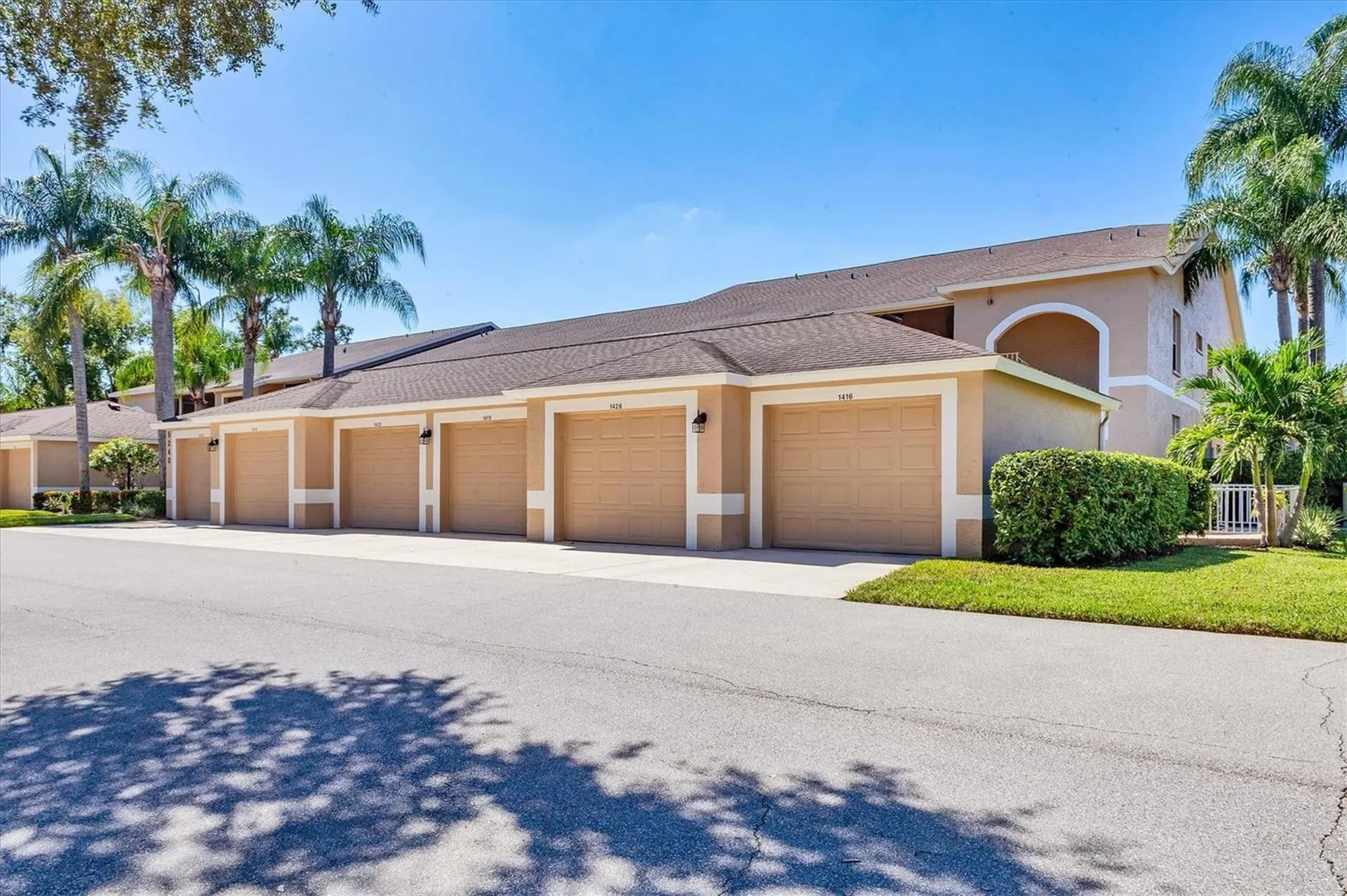 5240 Hyland Hills Avenue Sarasota FL 34241