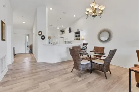 5240 Hyland Hills Avenue Sarasota FL 34241