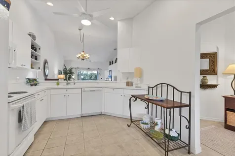 5240 Hyland Hills Avenue Sarasota FL 34241