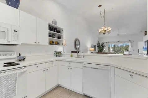 5240 Hyland Hills Avenue Sarasota FL 34241
