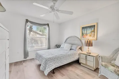 5240 Hyland Hills Avenue Sarasota FL 34241