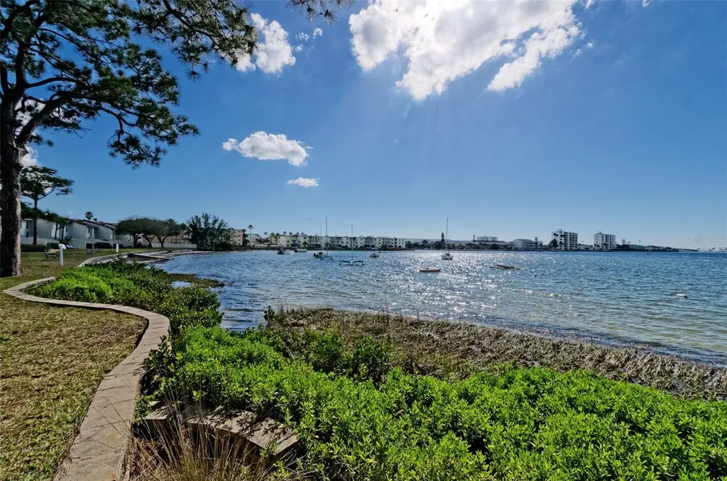 2700 Bayshore Boulevard Dunedin FL 34698