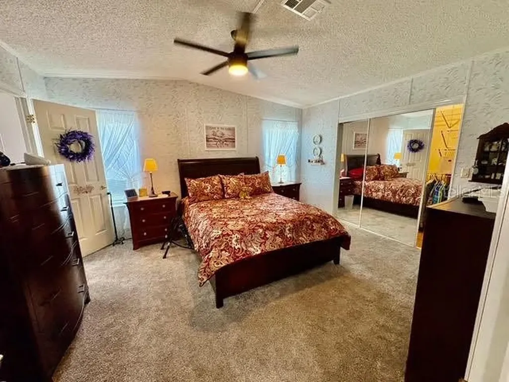 6239 Knotty Pine Drive SE Winter Haven FL 33884