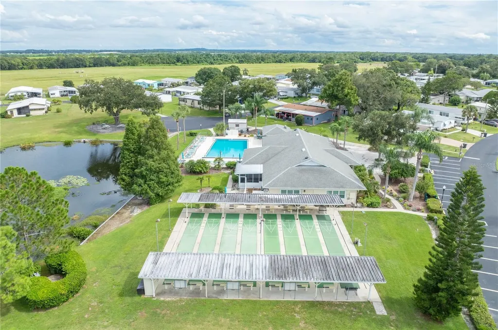 6239 Knotty Pine Drive SE Winter Haven FL 33884