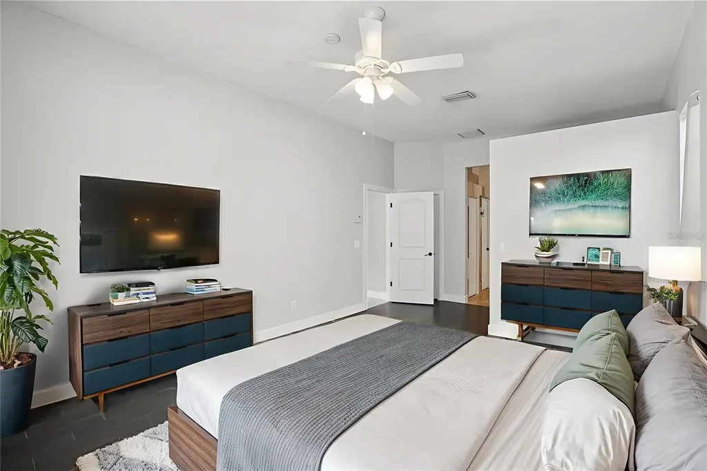 1424 Ridge Shore Drive Tarpon Springs FL 34689