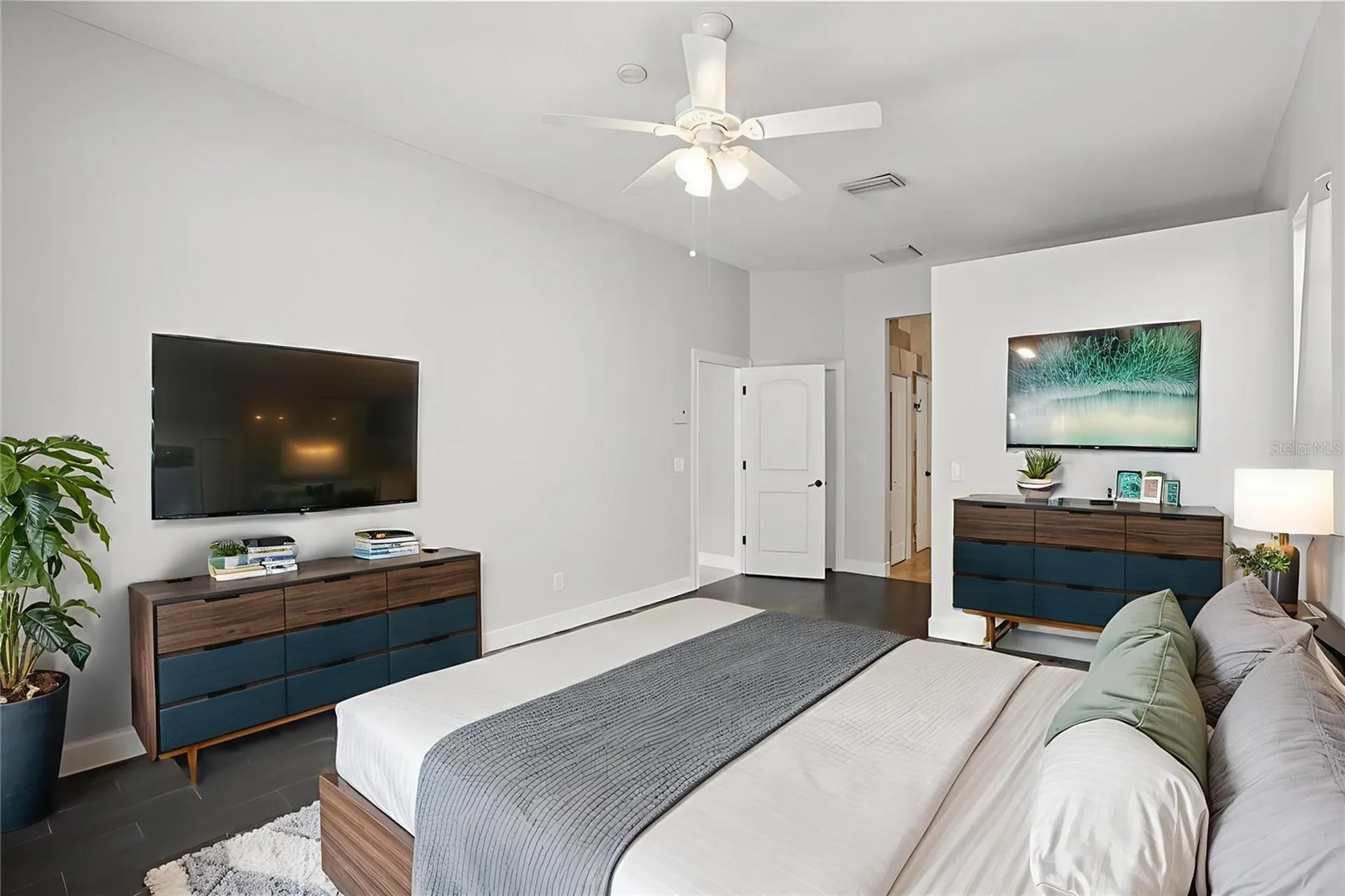 1424 Ridge Shore Drive Tarpon Springs FL 34689