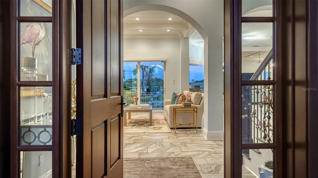 548 Hornblower Lane Longboat Key FL 34228