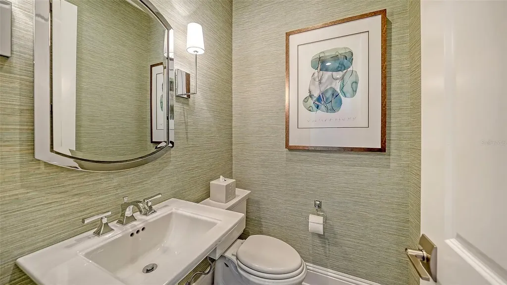 548 Hornblower Lane Longboat Key FL 34228