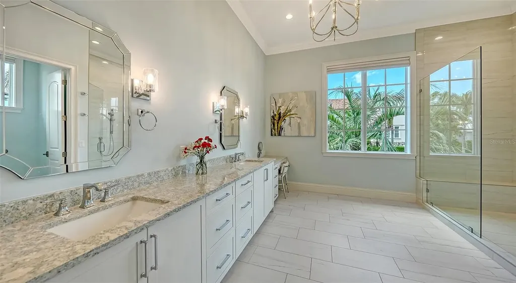 548 Hornblower Lane Longboat Key FL 34228