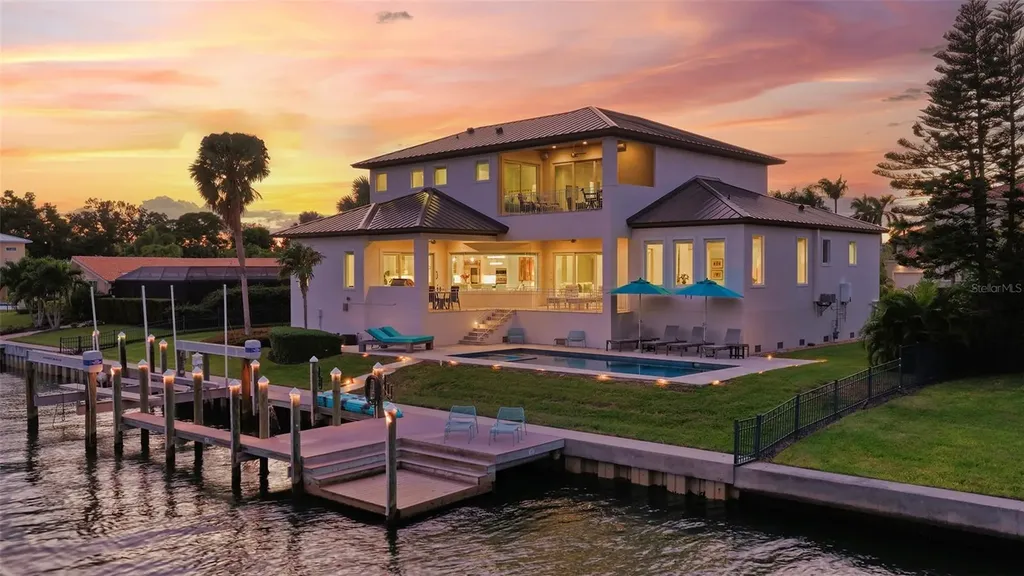 548 Hornblower Lane Longboat Key FL 34228