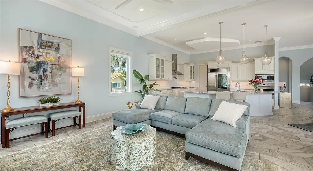 548 Hornblower Lane Longboat Key FL 34228