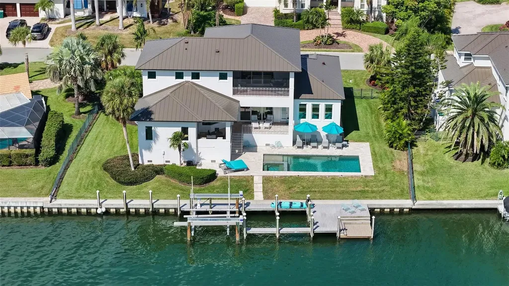 548 Hornblower Lane Longboat Key FL 34228